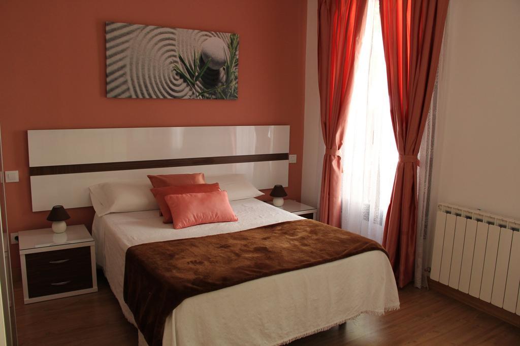 Casa De Huespedes Galaica Ξενοδοχείο Μαδρίτη Εξωτερικό φωτογραφία